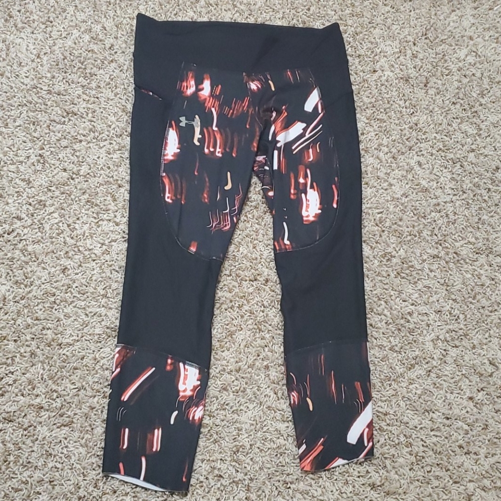 Under Armour capri workout pants